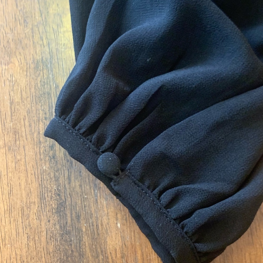 Banana Republic Top Medium Black Sheer Ballon Sleeve Button turtleneck Classy - Picture 8 of 13